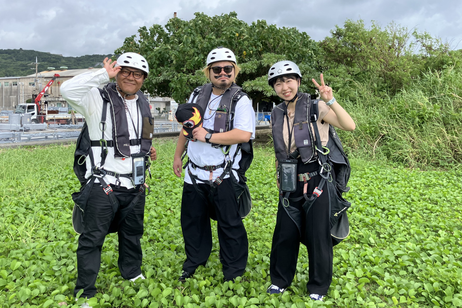 遊覧飛行は同時に3人まで可能!みんなで飛べるのでとても楽しいですよ!