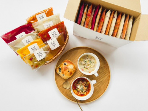 テイクアウトで購入可能で、オンラインショップもあります