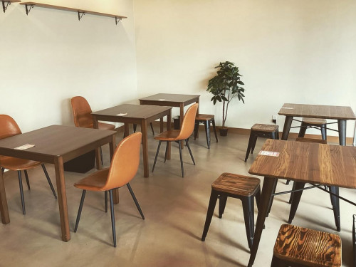 イートインスペースで、ミルキーなかき氷を食べながら ちょっと一息