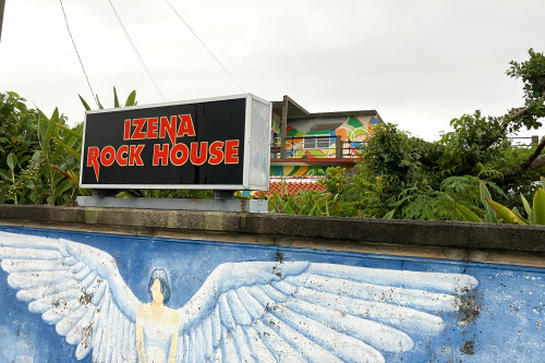 IZENA ROCK HOUSE