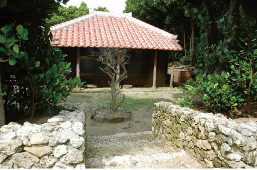 【宿泊施設】赤瓦の宿ふくぎ屋